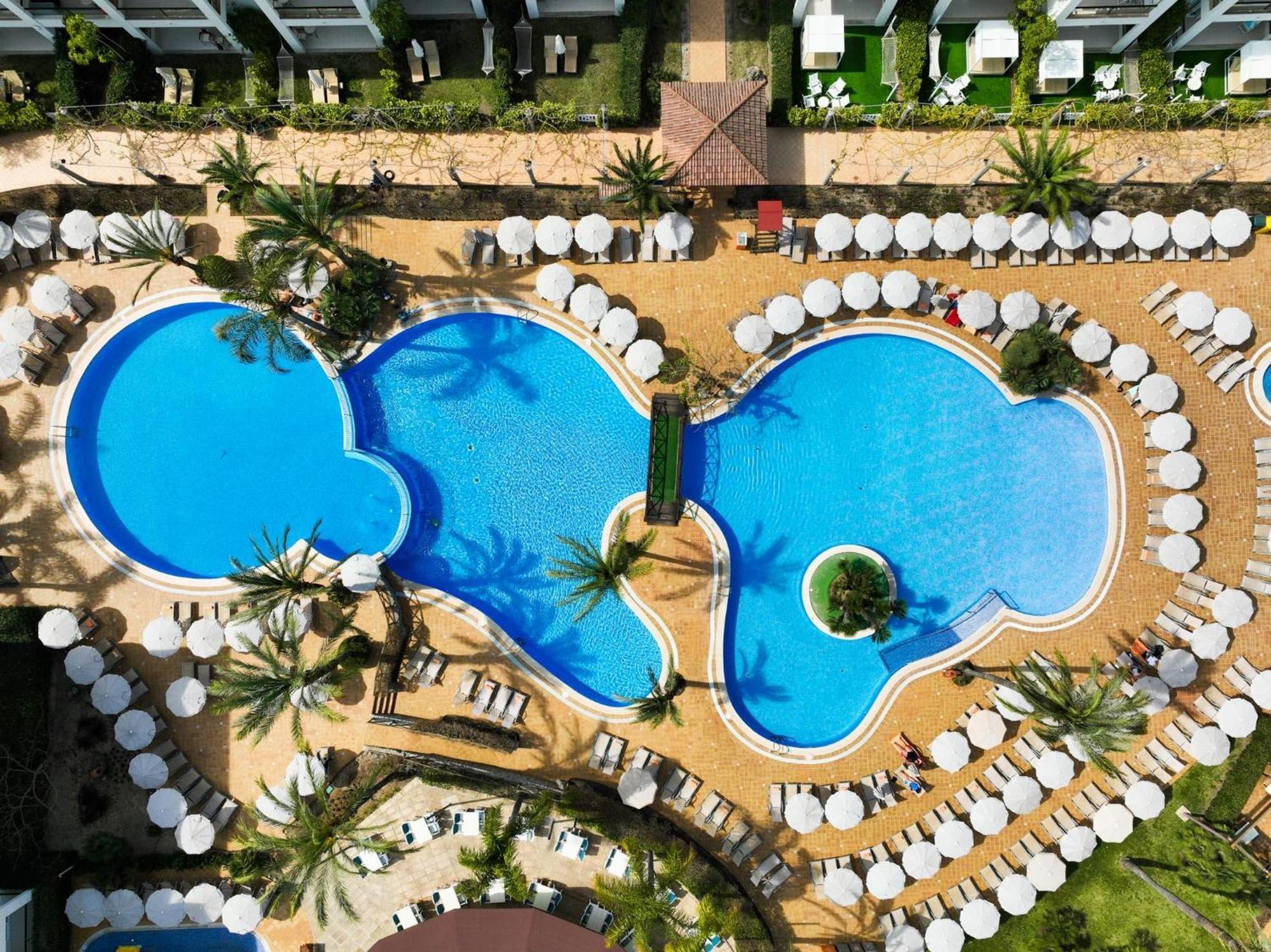 Viva Blue & Spa Playa de Muro  Bagian luar foto